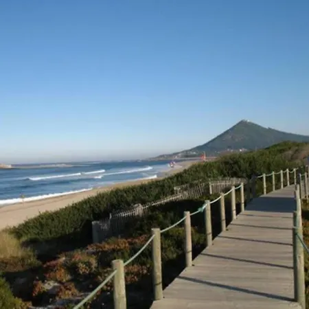 Vila Beachhouse Architecture Awarded With Seaview *