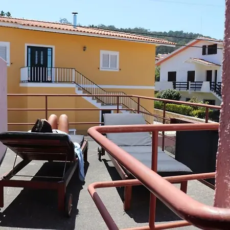 Vila Beachhouse Architecture Awarded With Seaview Moledo (Viana do Castelo)